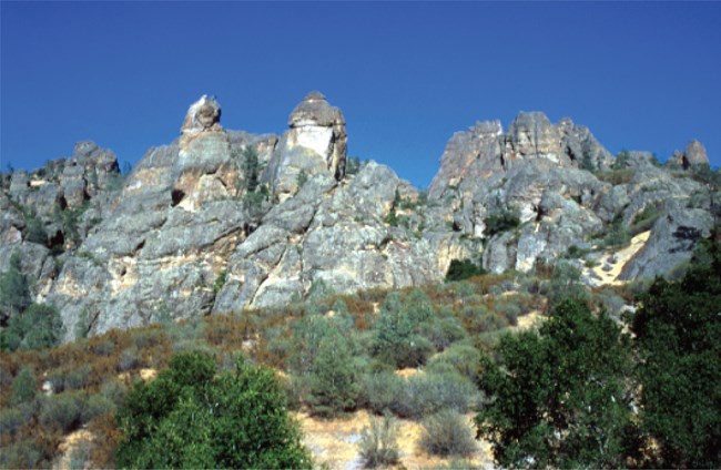 pinnacles outcrop 1@10x rock outcrop