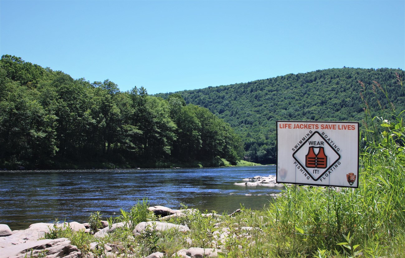 River Safety - Upper Delaware Scenic & Recreational River (U.S. National  Park Service)