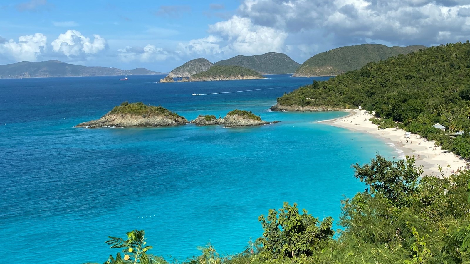 Trunk Bay Overlook