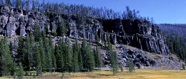 688_16124_obsidiancliff.jpg Obsidian Cliff
