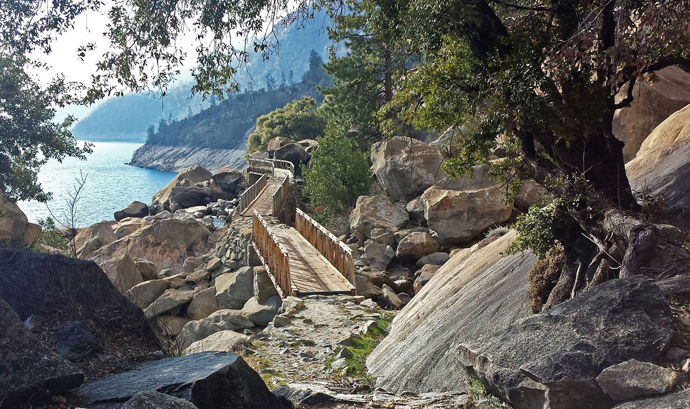 Day Hikes In Hetch Hetchy Yosemite National Park U S National Park   Wapama Falls Footbridge January 2015 Web2 